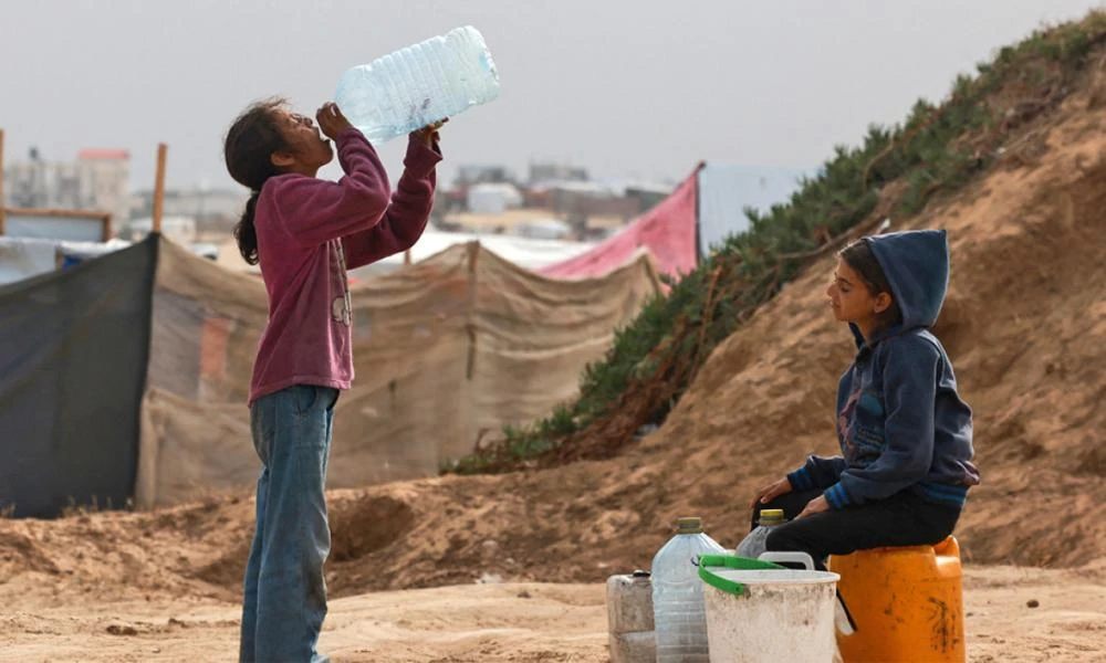 Γάζα: Οι μισές εγκαταστάσεις ύδρευσης έχουν υποστεί ζημιές